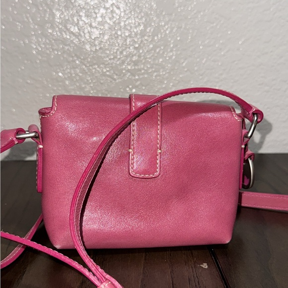Dooney & Bourke Y2K Heart Pink Leather Crossbody Bag - Picture 5 of 10